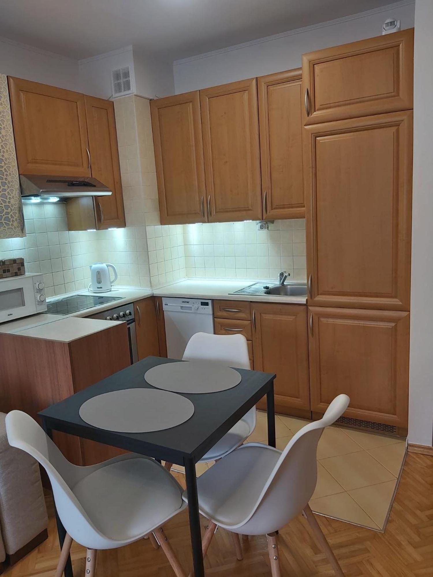 Apartament, 2 Pokoje, Stacja Metra Kabaty, Ursynow Варшава Экстерьер фото